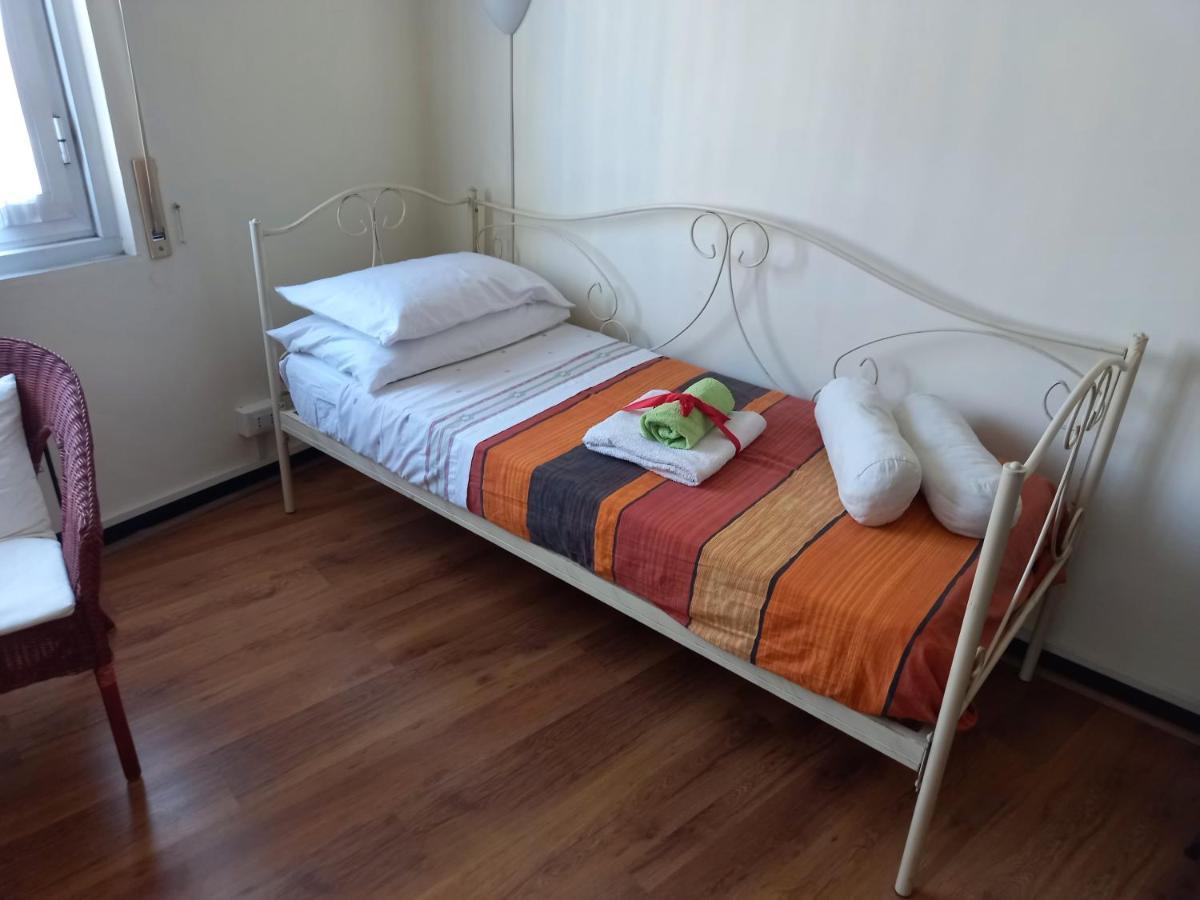 Il Riposo Del Guerriero Guesthouse Génova Exterior foto