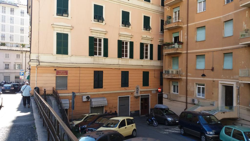 Il Riposo Del Guerriero Guesthouse Génova Exterior foto